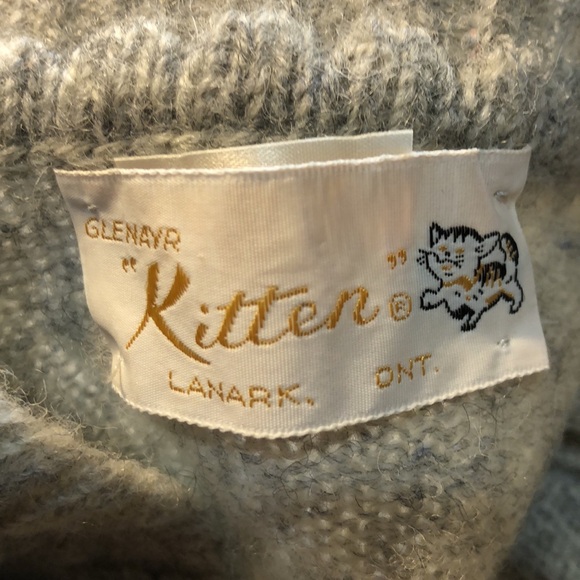 Vintage 100% Wool V Neck Unisex Sweater Glenayr Kitten Factory Lanark Ontario S - Picture 11 of 12